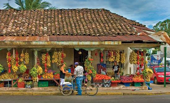 How To Travel Sustainably in Costa Rica